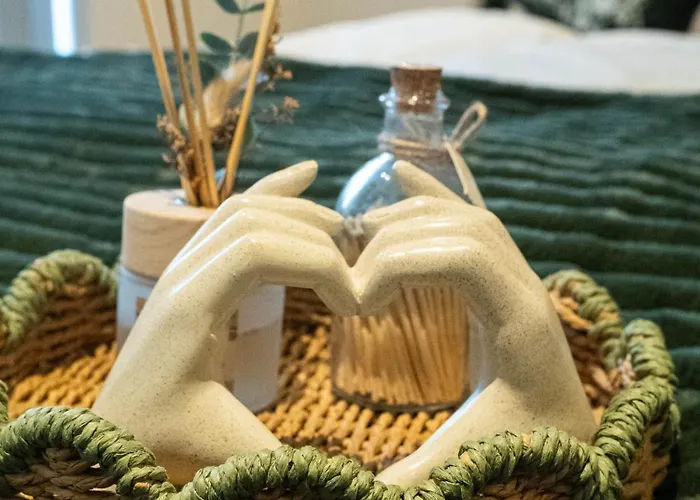 Stylish One Bed By Arena